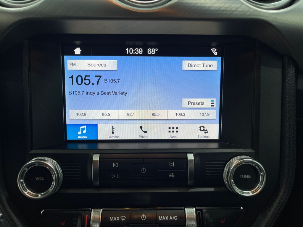 2019 Ford Mustang Image 23