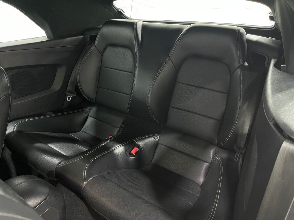 2019 Ford Mustang Image 29