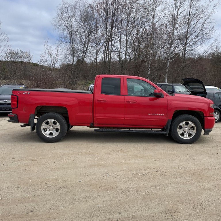 2018 Chevrolet Silverado 1500 Image 3