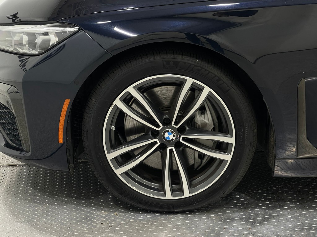 2021 BMW 7 Series Image 35
