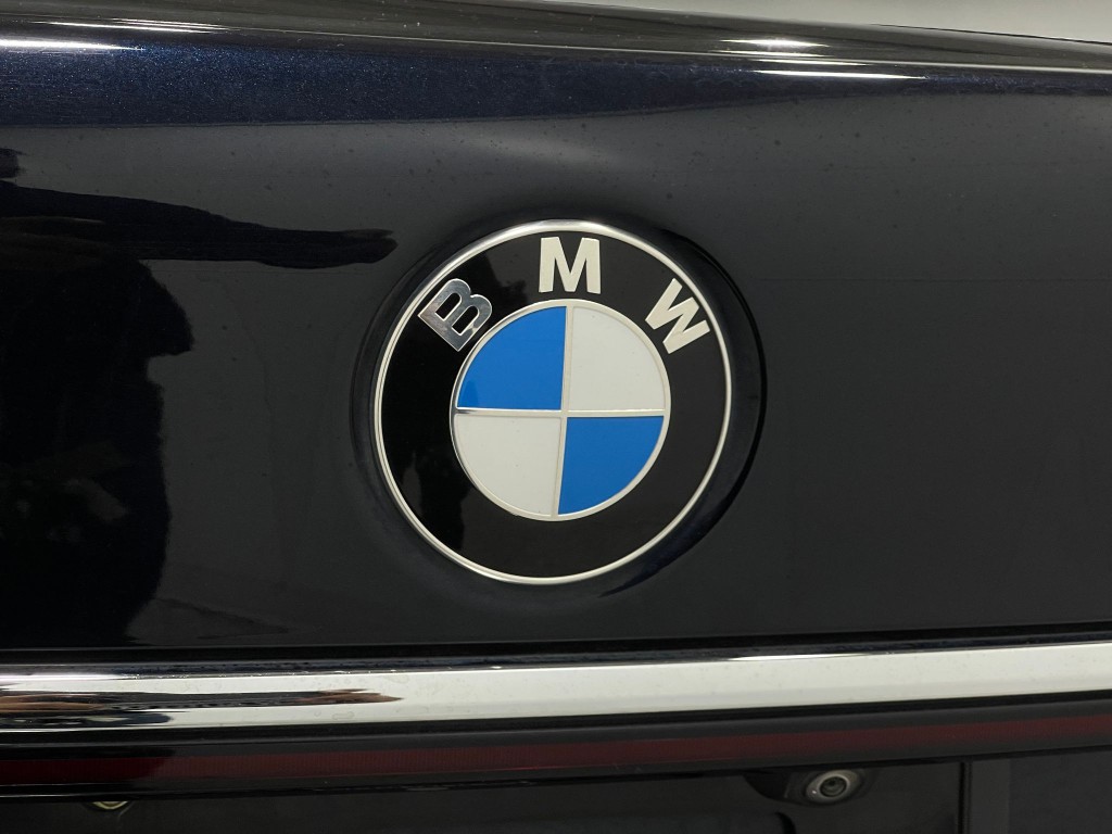 2021 BMW 7 Series Image 38