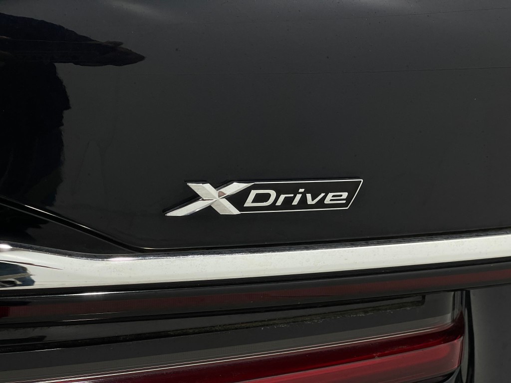 2021 BMW 7 Series Image 39
