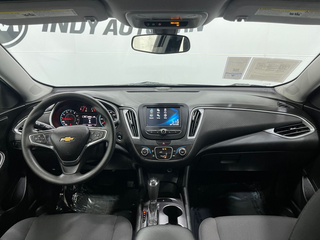 2018 Chevrolet Malibu Image 17