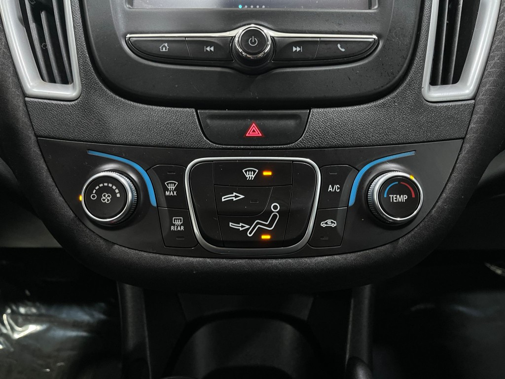2018 Chevrolet Malibu Image 24
