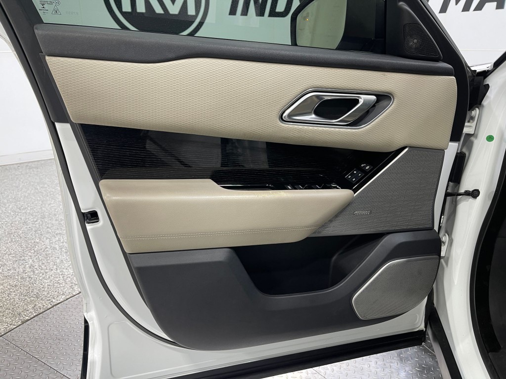 2018 Land Rover Range Rover Image 15