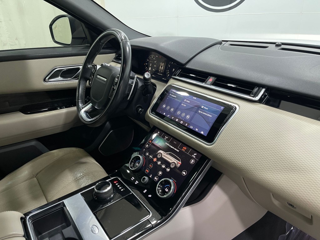 2018 Land Rover Range Rover Image 20