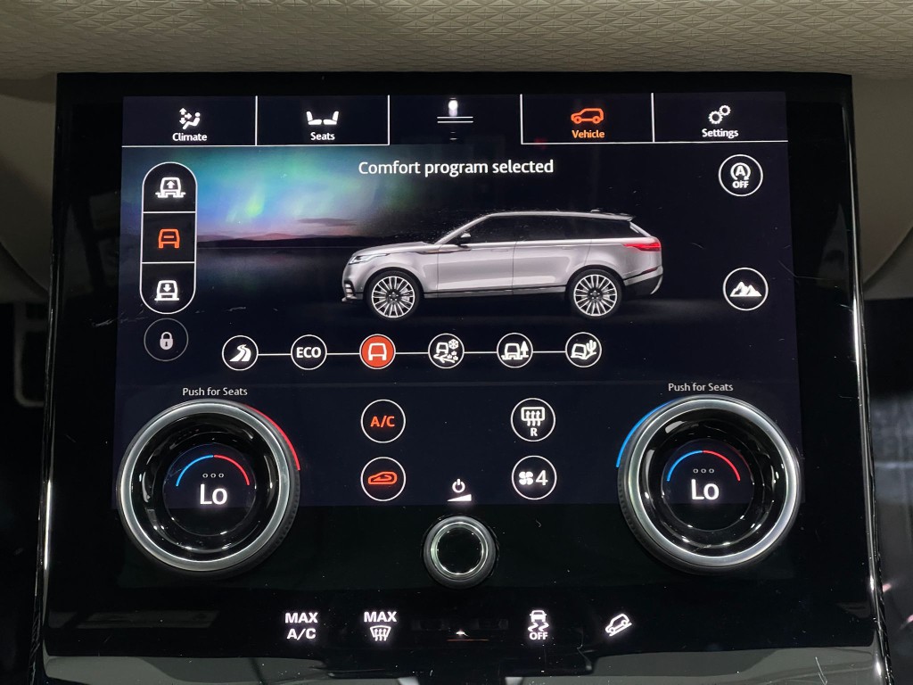 2018 Land Rover Range Rover Image 25