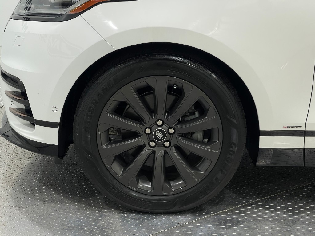 2018 Land Rover Range Rover Image 35