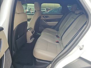 2018 Land Rover Range Rover Image 10