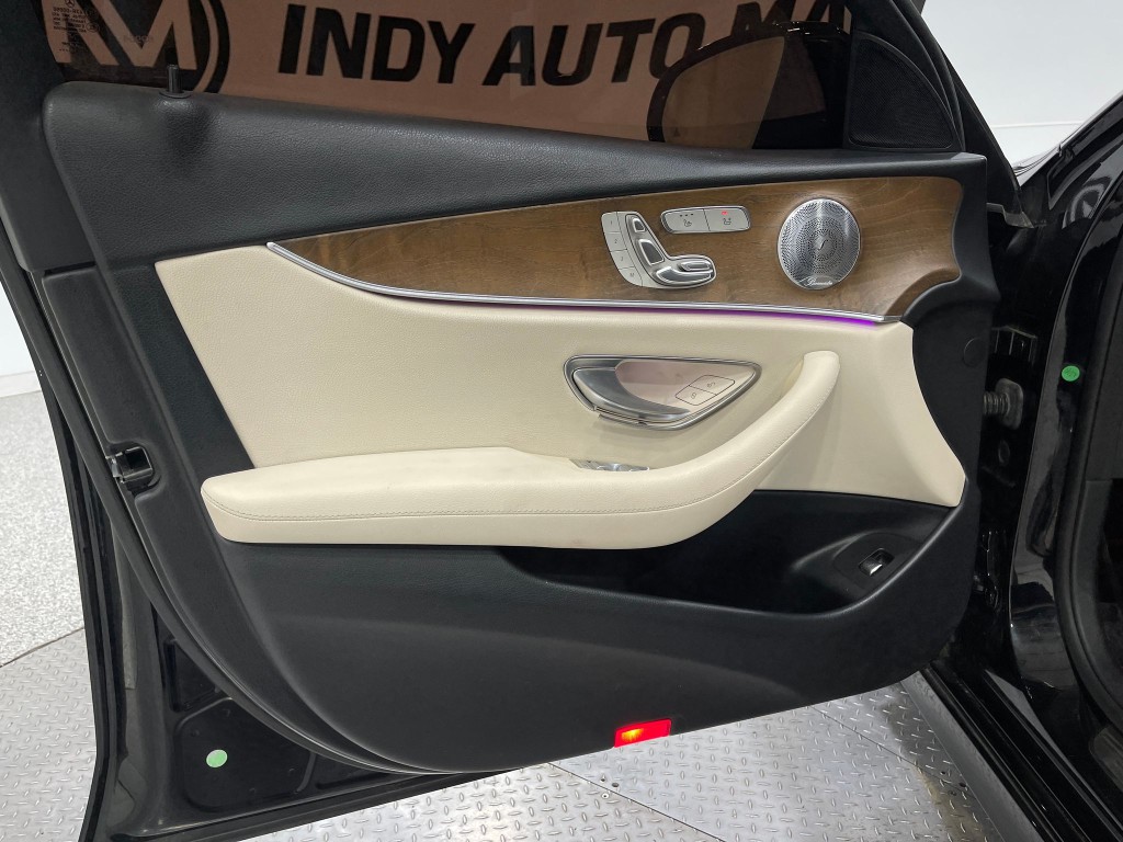 2018 Mercedes-Benz E-Class Image 14