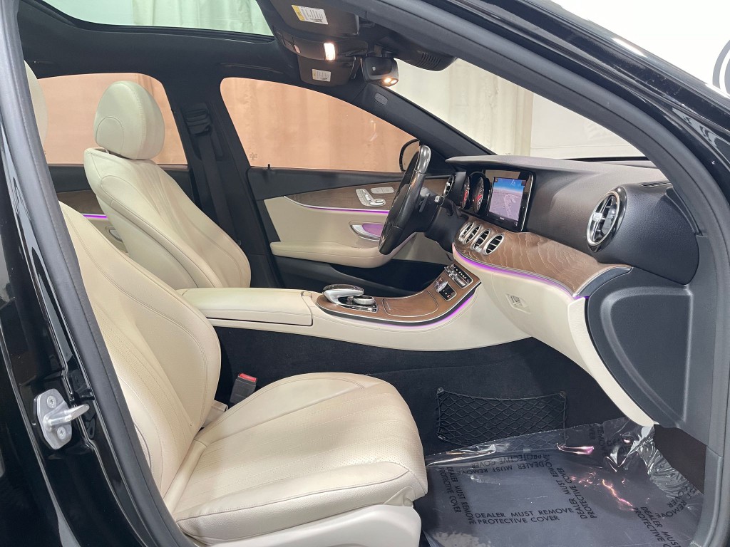 2018 Mercedes-Benz E-Class Image 32