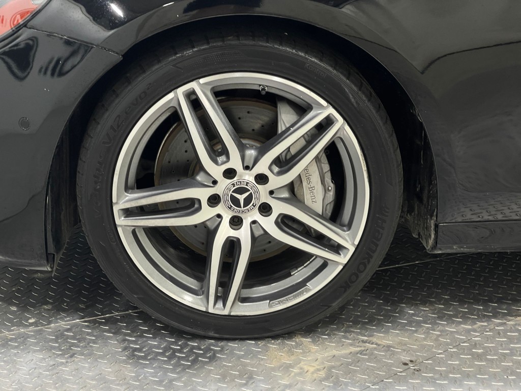 2018 Mercedes-Benz E-Class Image 35