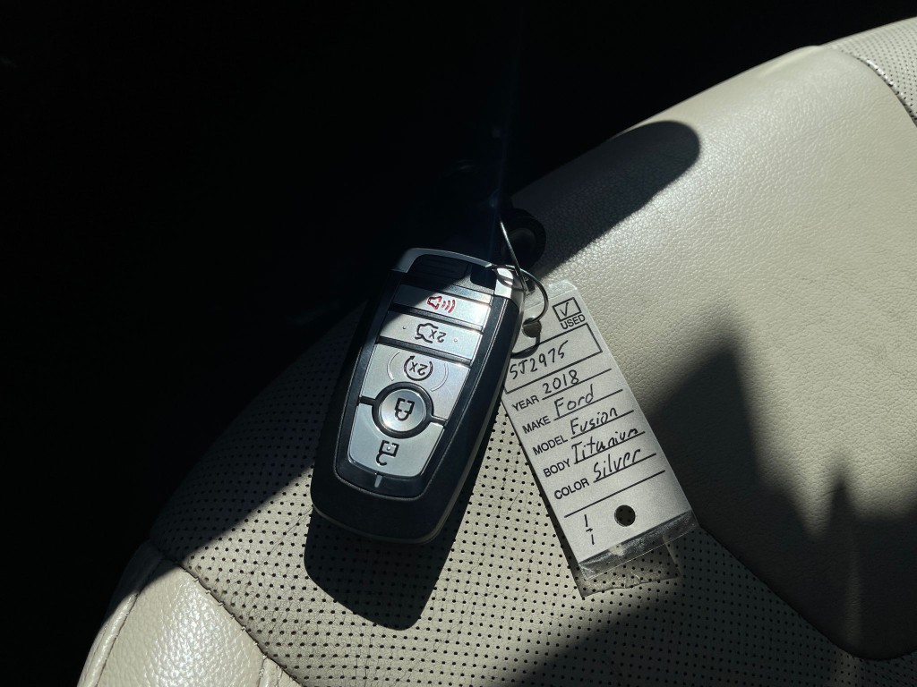 2018 Ford Fusion Image 37