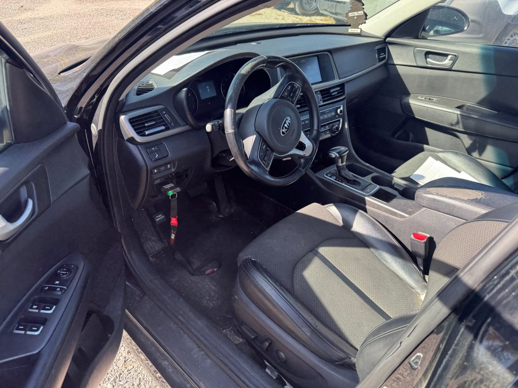 2018 Kia Optima Image 5