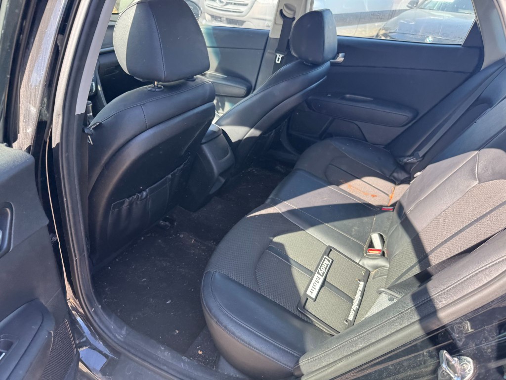 2018 Kia Optima Image 7