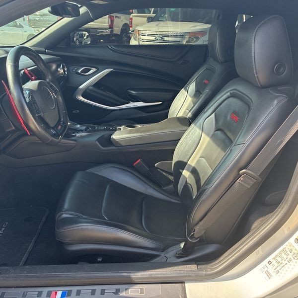 2018 Chevrolet Camaro Image 5
