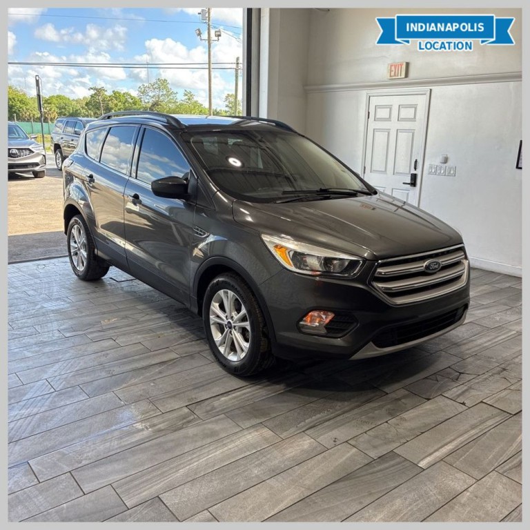 2018 Ford Escape Image 1