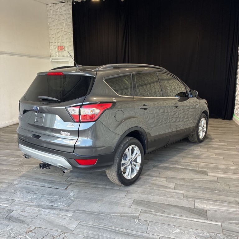 2018 Ford Escape Image 3