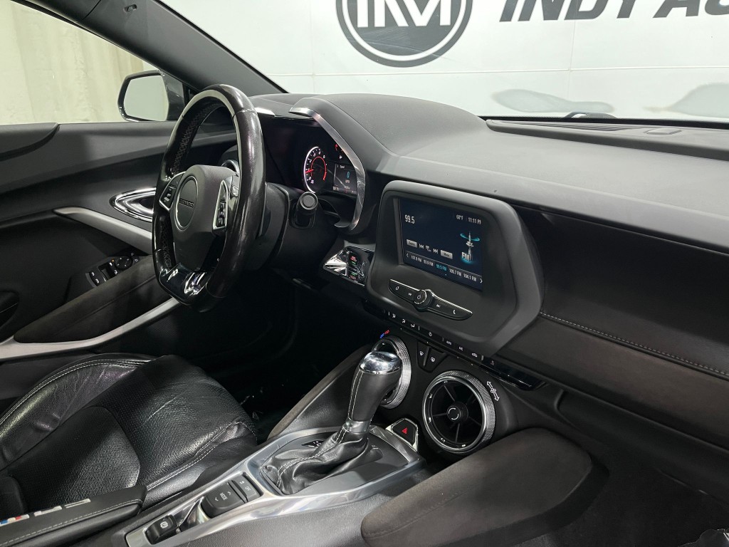 2018 Chevrolet Camaro Image 18