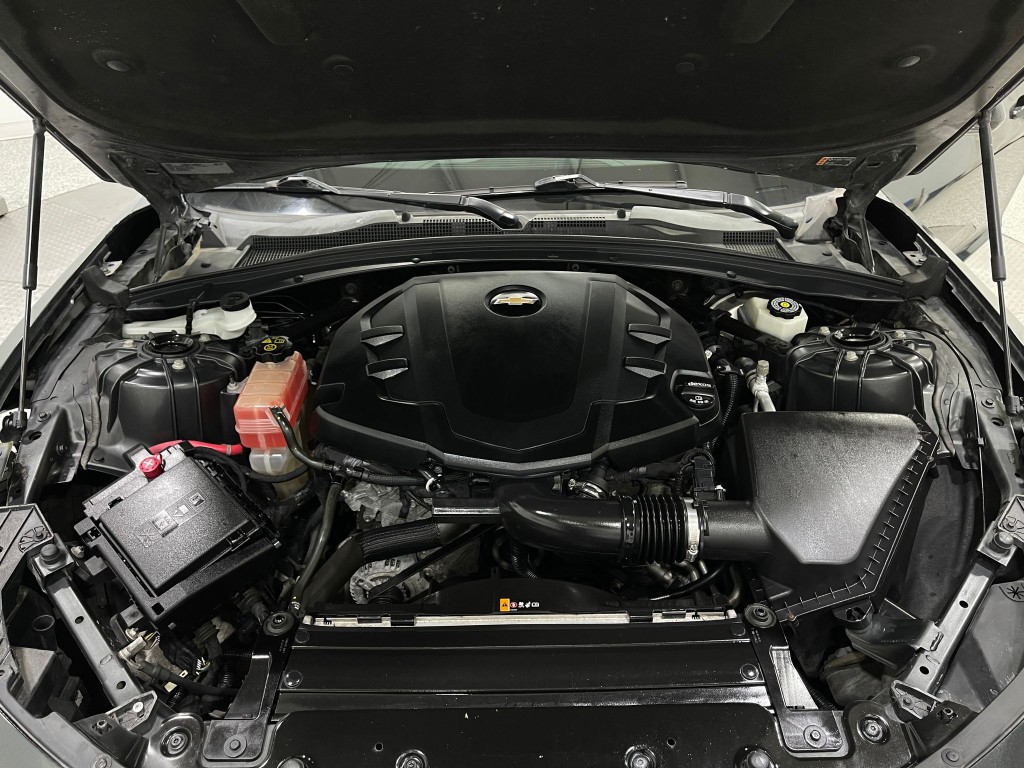 2018 Chevrolet Camaro Image 25
