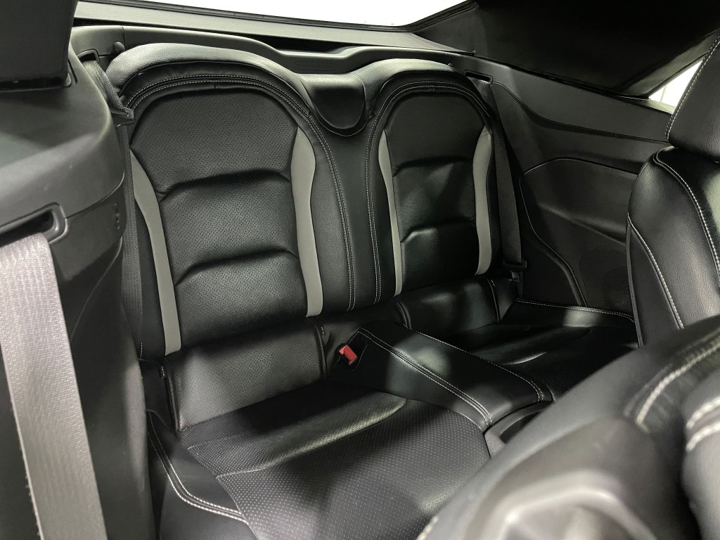 2018 Chevrolet Camaro Image 29