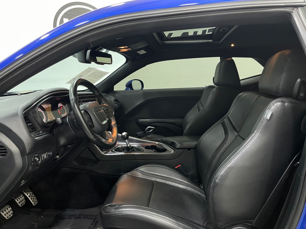 2018 Dodge Challenger Image 12