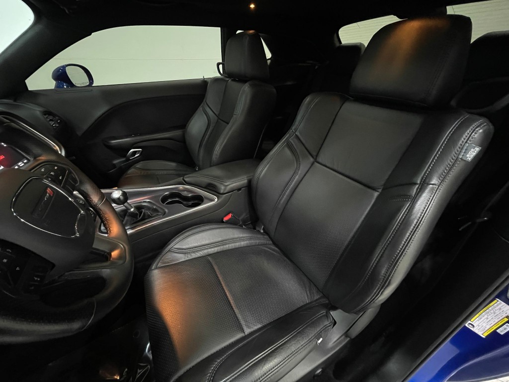 2018 Dodge Challenger Image 13