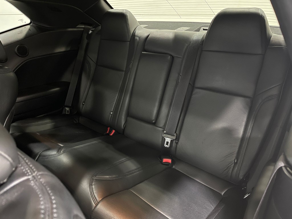 2018 Dodge Challenger Image 29