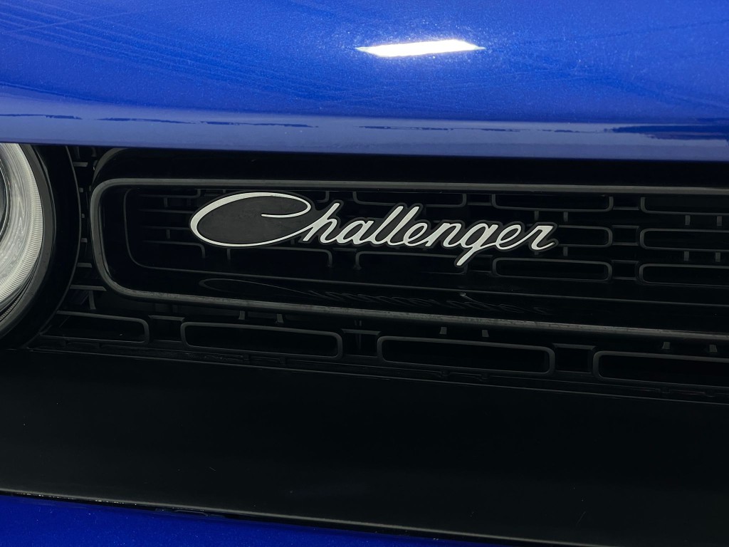 2018 Dodge Challenger Image 38