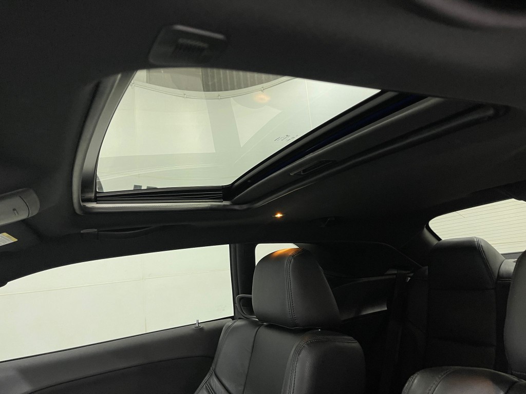2018 Dodge Challenger Image 11
