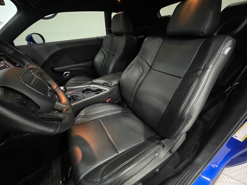 2018 Dodge Challenger Image 13