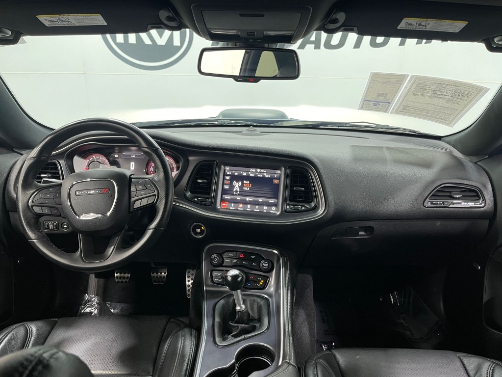 2018 Dodge Challenger Image 17