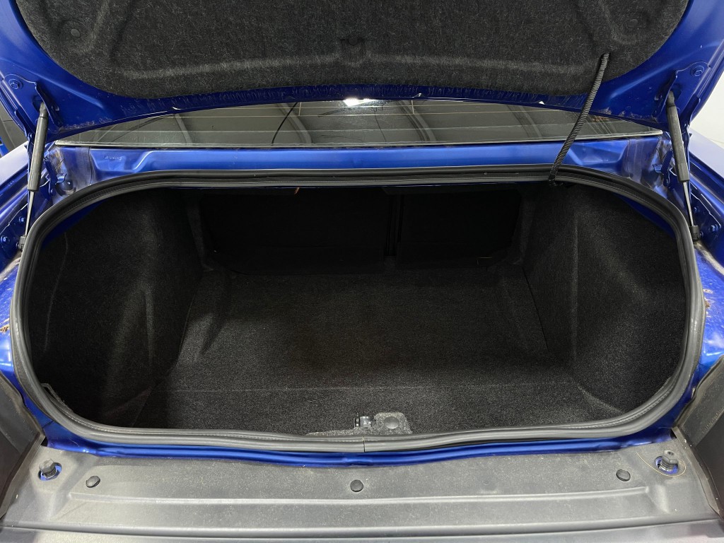 2018 Dodge Challenger Image 24