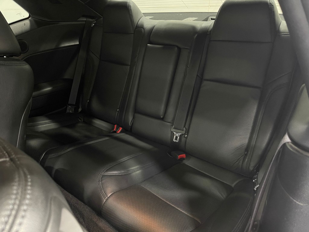 2018 Dodge Challenger Image 28
