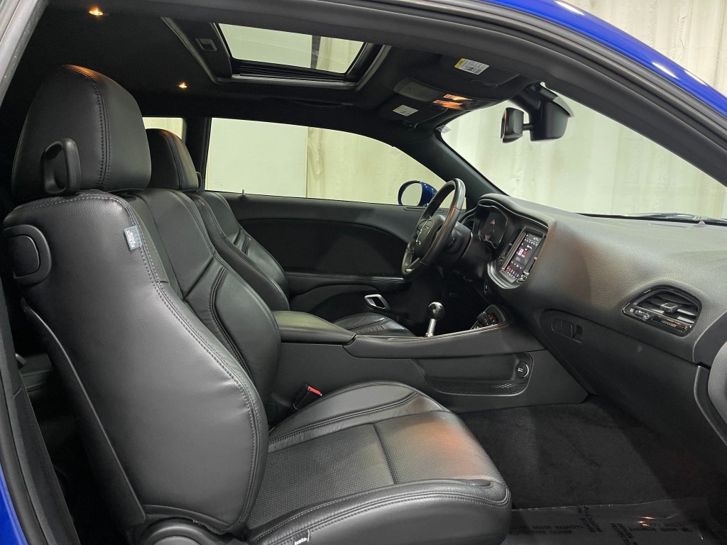 2018 Dodge Challenger Image 30