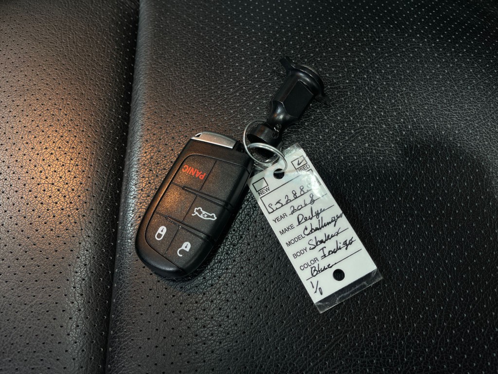 2018 Dodge Challenger Image 35
