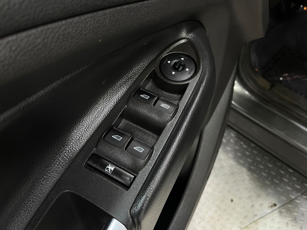 2018 Ford Escape Image 13