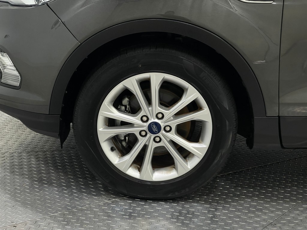 2018 Ford Escape Image 32