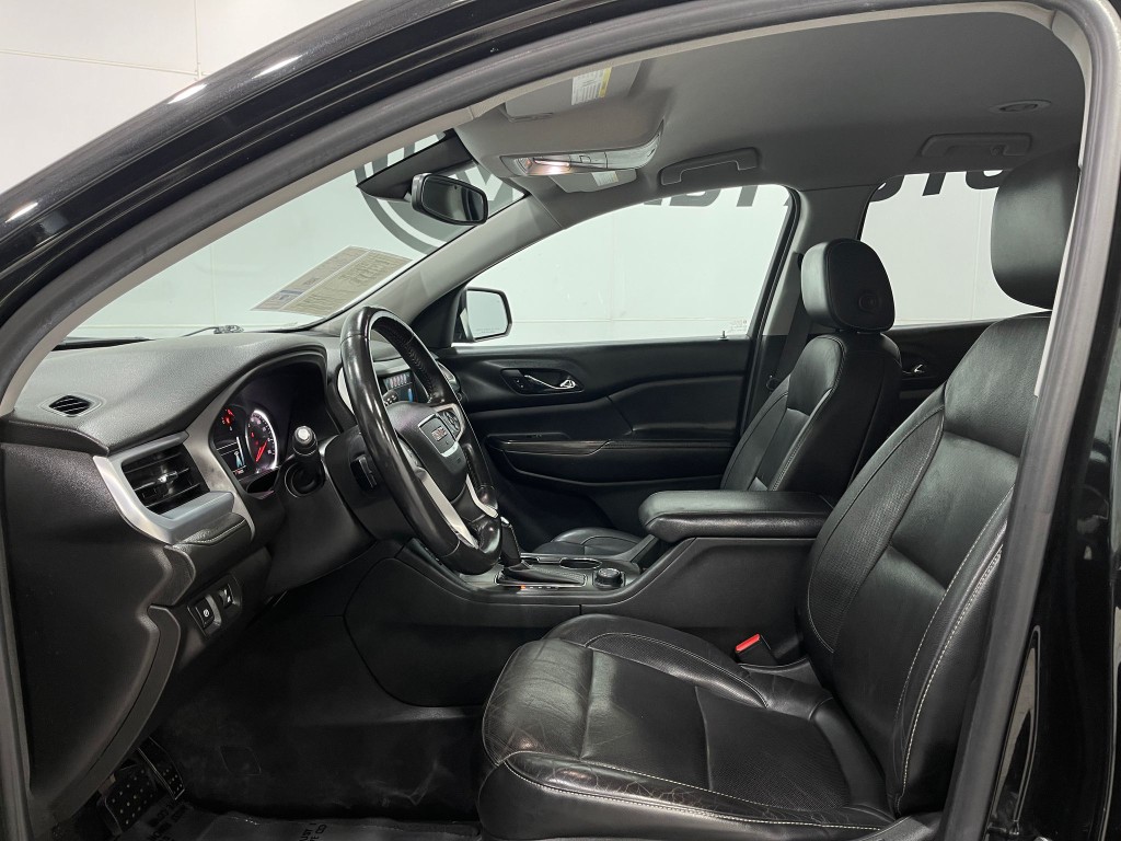 2018 GMC Acadia Image 11