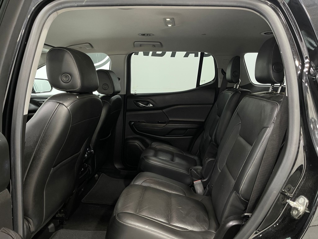 2018 GMC Acadia Image 28
