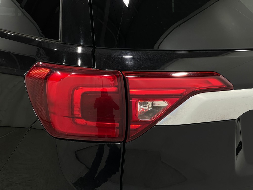 2018 GMC Acadia Image 34