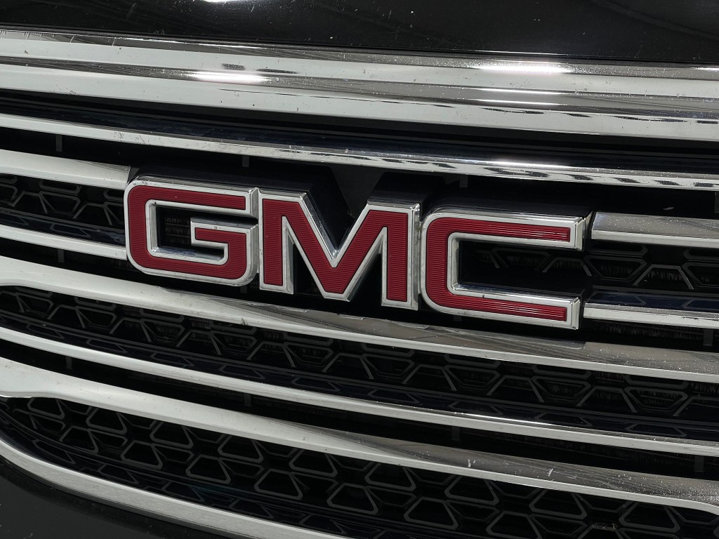 2018 GMC Acadia Image 38