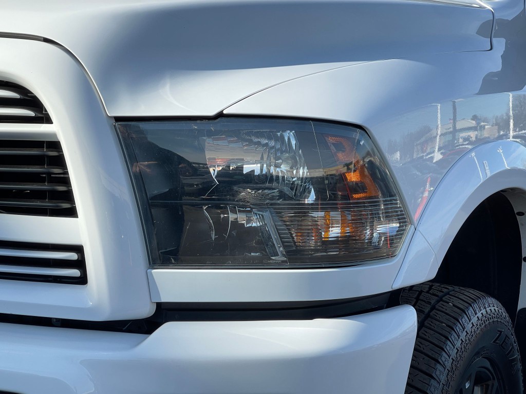 2018 RAM 2500 Image 32