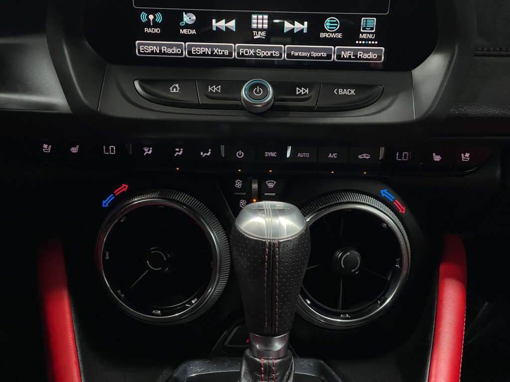 2018 Chevrolet Camaro Image 24