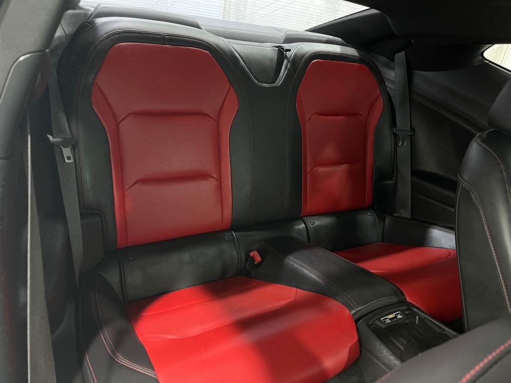 2018 Chevrolet Camaro Image 30