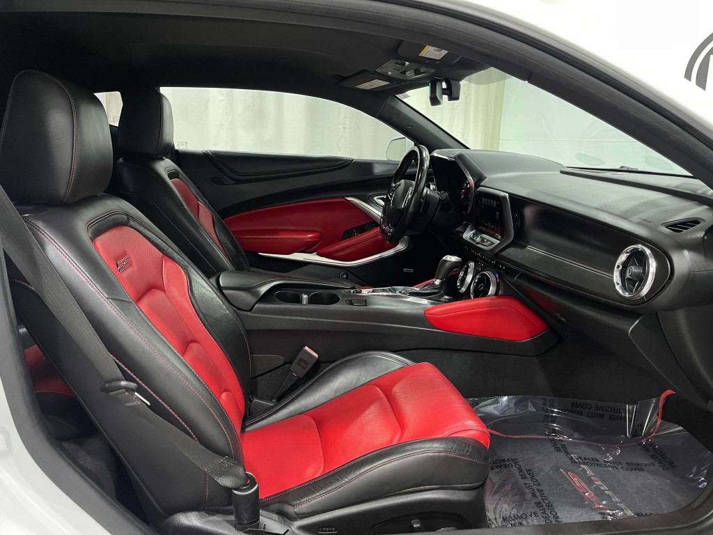 2018 Chevrolet Camaro Image 31