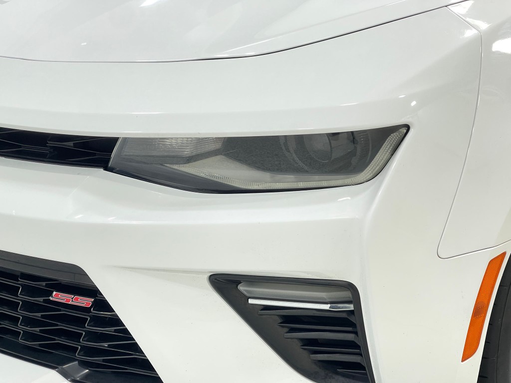 2018 Chevrolet Camaro Image 32