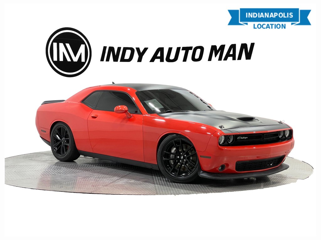 2018 Dodge Challenger Image 1