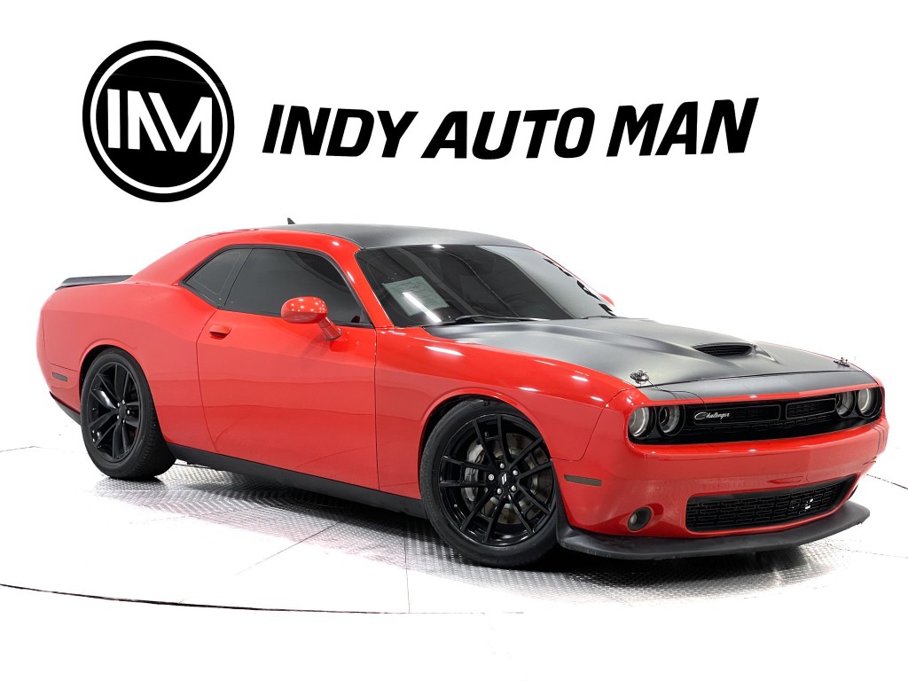 2018 Dodge Challenger Image 2