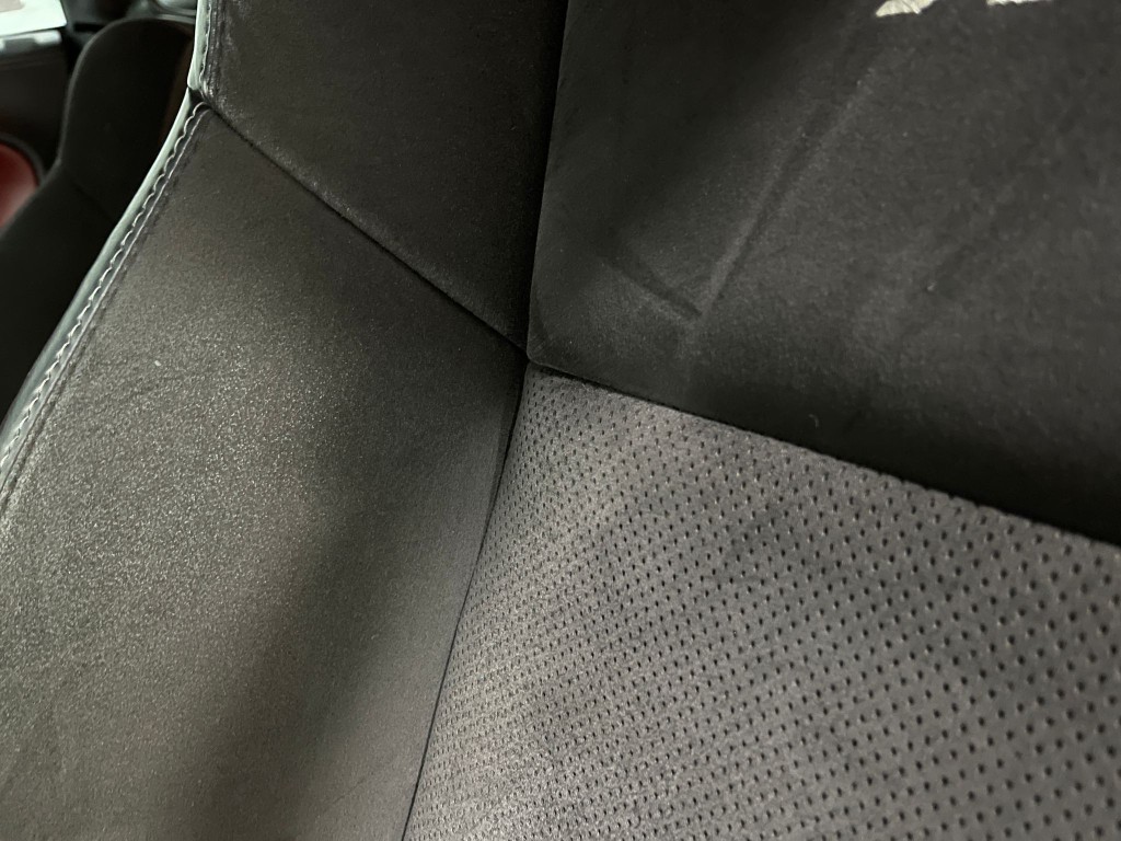 2018 Dodge Challenger Image 17